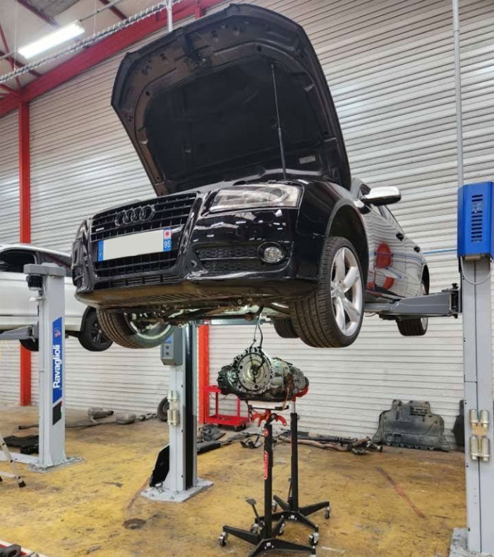 Garage automobile à Saint-Benoît